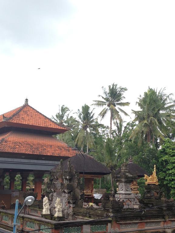 Ubud Wins Bungalow Extérieur photo